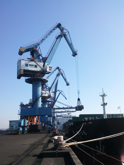 港口機械